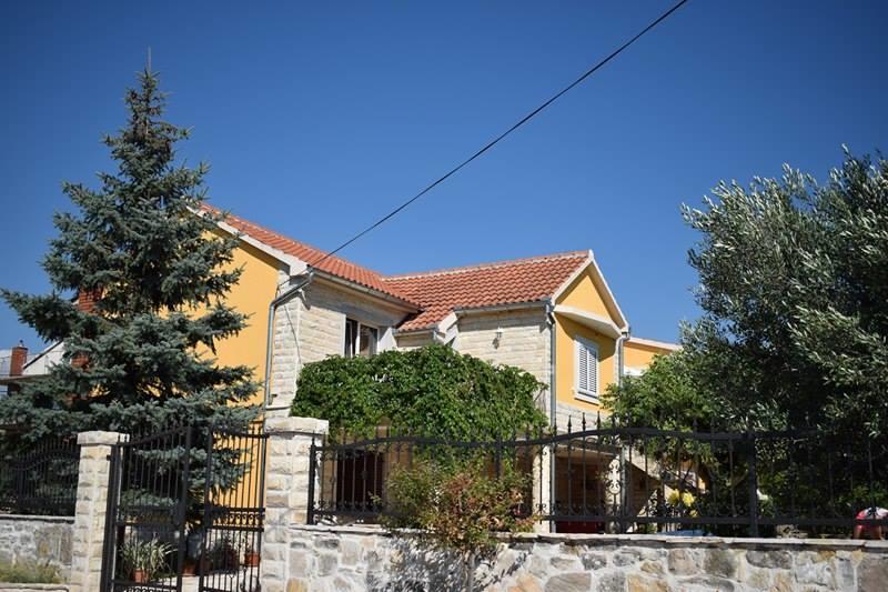 Matanovi Dvori-Krka National Park Hotel Lozovac Kültér fotó